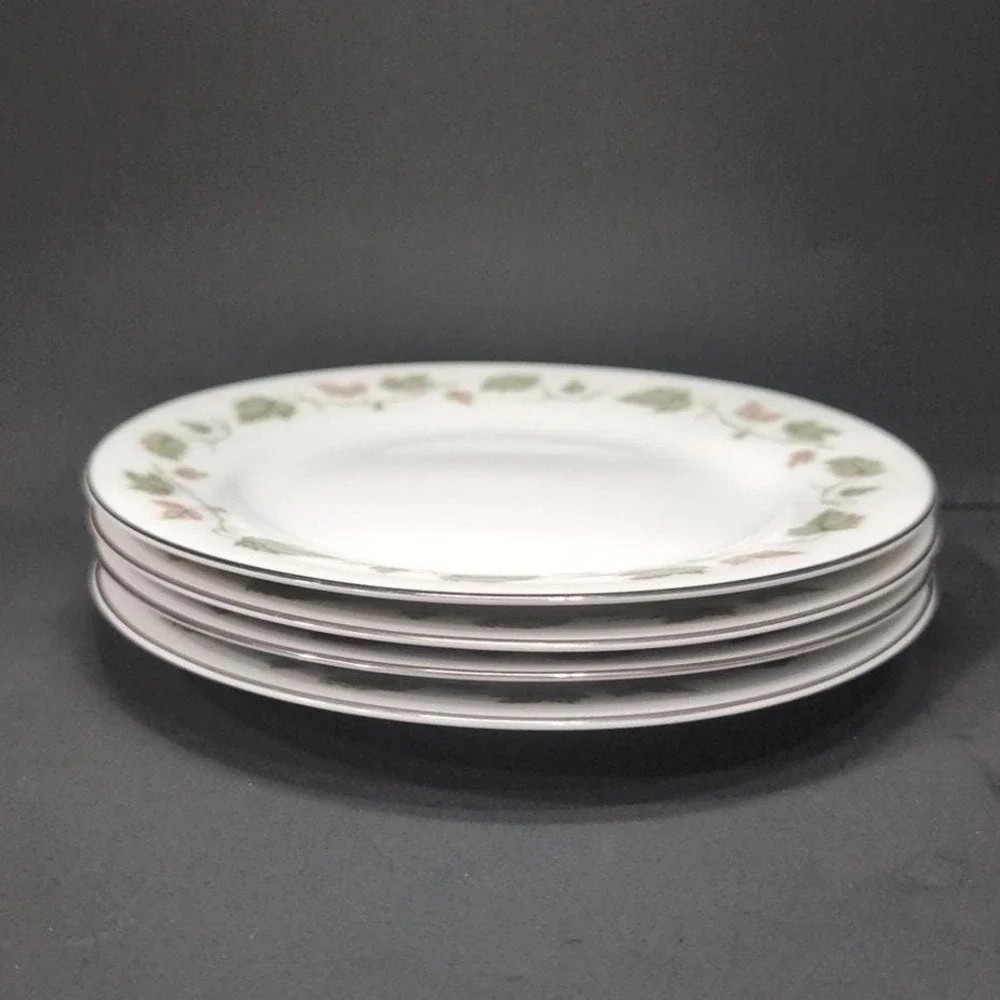 Noritake Vineyard Salad Plates #6449, Set of 4, Vintage Fine China Leaves Border